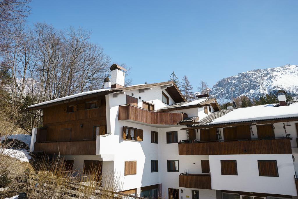 Villa Franchetti - Stayincortina Cortina dʼAmpezzo Exterior foto